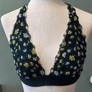 Victorias Secret PINK Lace Bra Size M